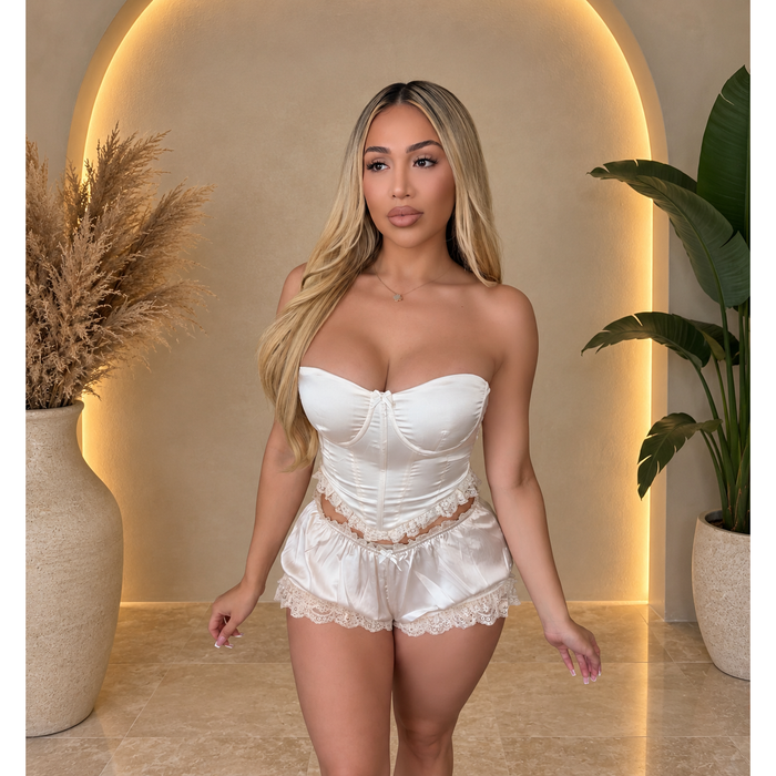 Tiffany Matching Satin Set (Peach)