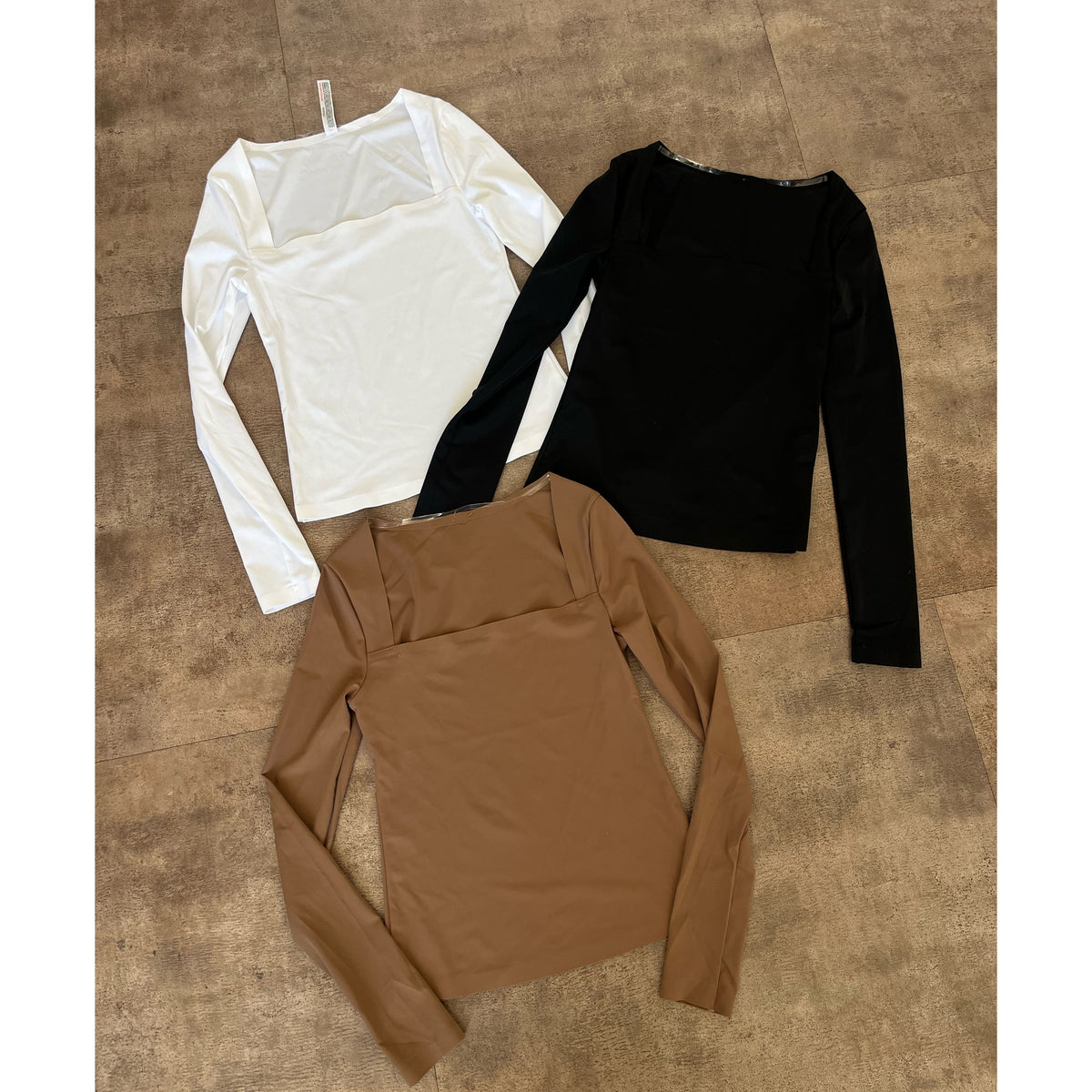 Anayla Square Neck Long Slv Top (White)