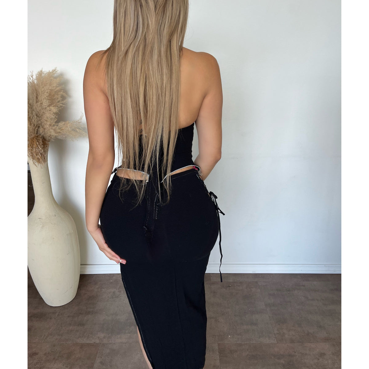 Darlene Matching Set W Halter Top (Black)