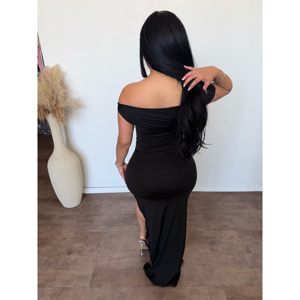 Jessica One Shoulder Twist Maxi Dress (Black)