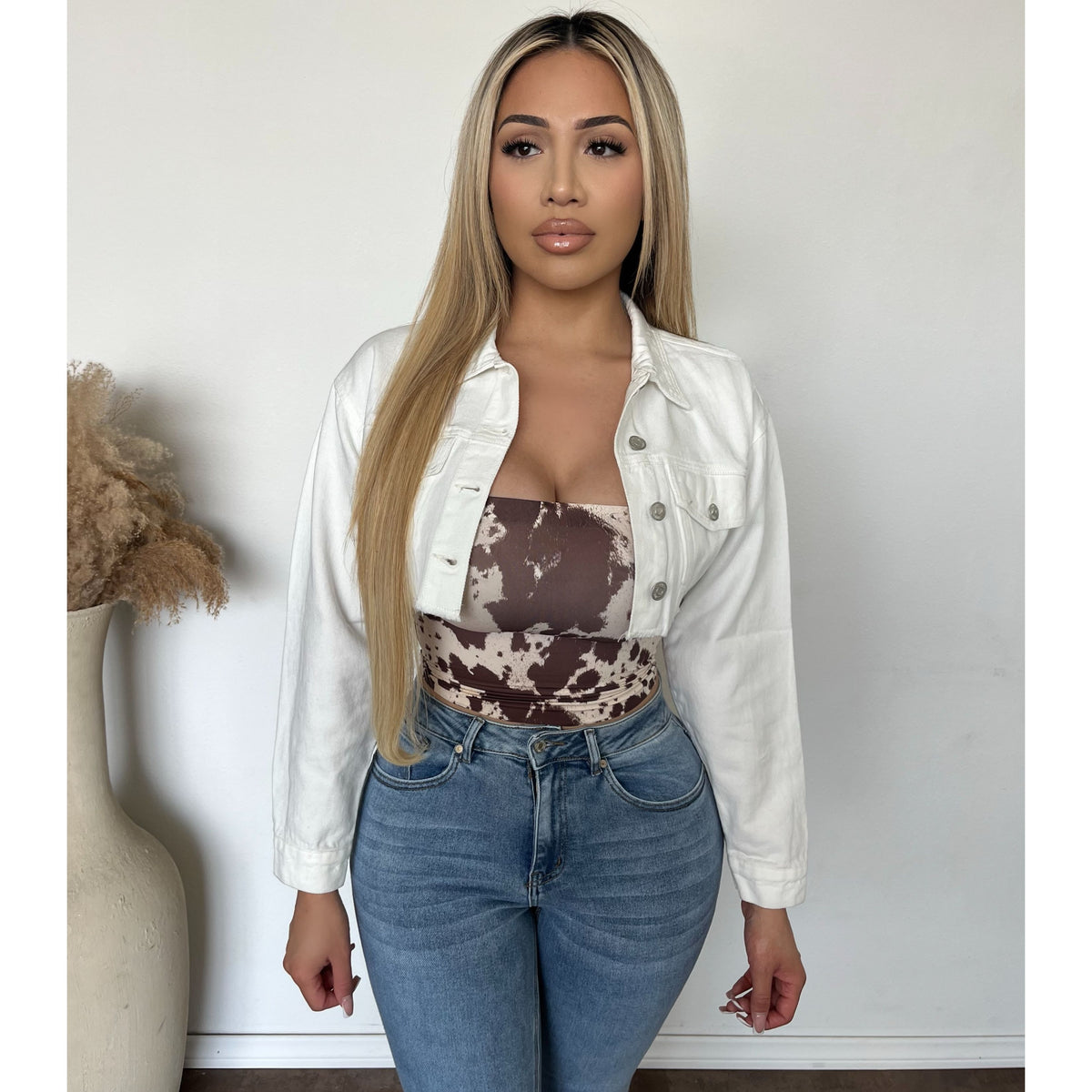 Zella Cropped Denim jacket (Ivory)