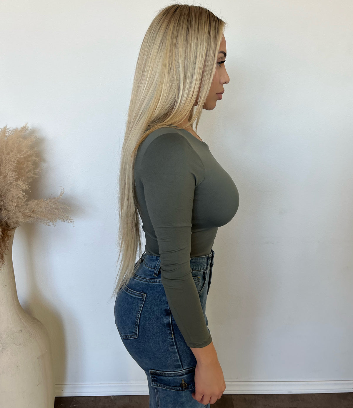 Sarah Round Neck Long Sleeve Top (DK Olive)