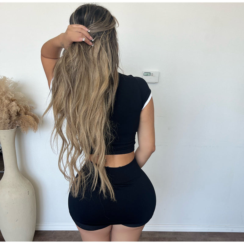 Kathy Seamless Mini Skirt (Black)