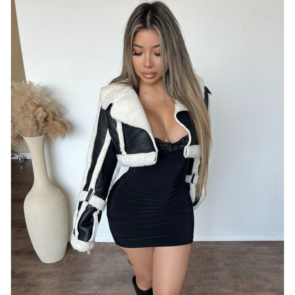 Jela Cropped Jacket (Black)