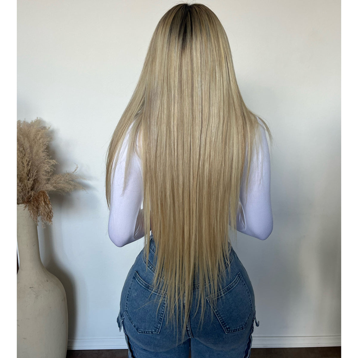 Linda Longe Sleeve Front U Top (White)