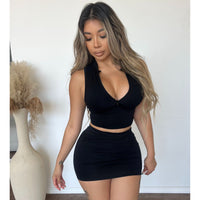 Anissa Soft zipper Neck No Sleeves Top (Black)