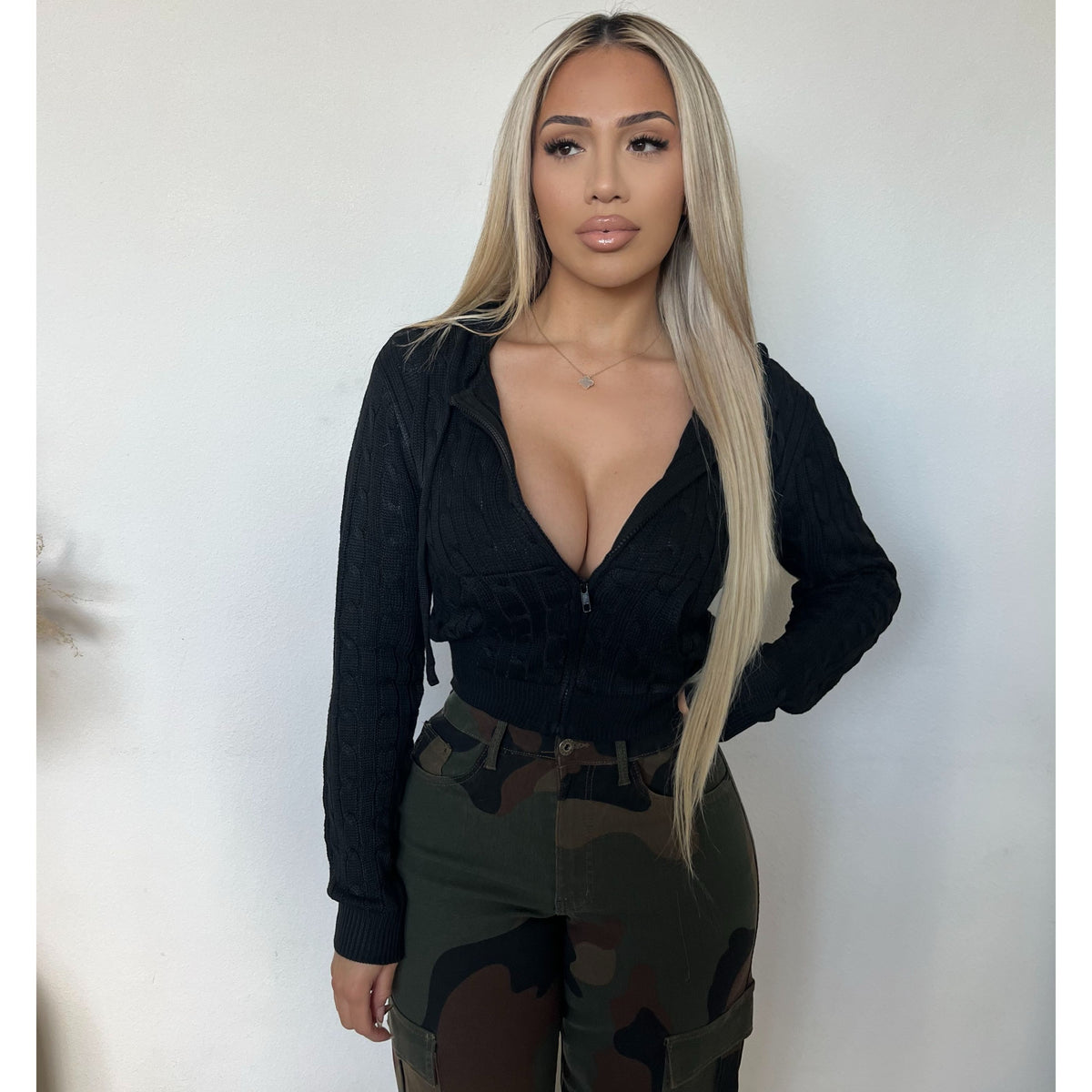 Cindy Front Zip Up Hoodie Long Sleeve (Black)