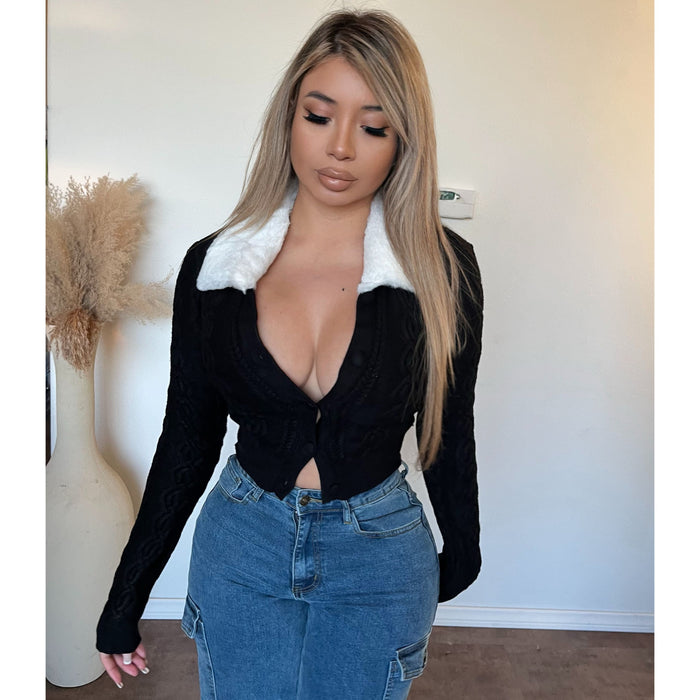 Bianca Fur Neck Buttoned Sweater (Black)