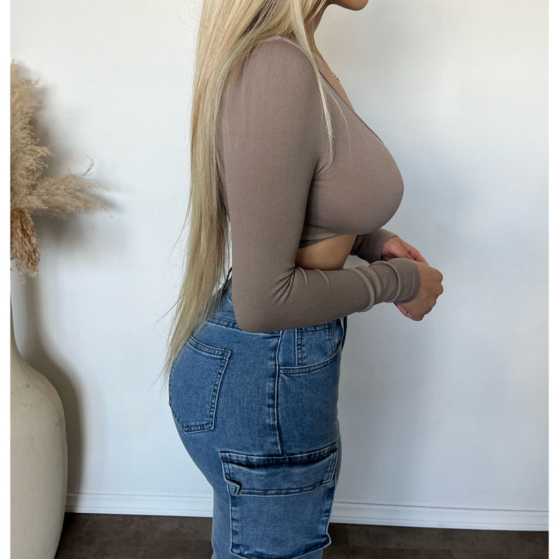 Linda Longe Sleeve Front U Top (Ash)