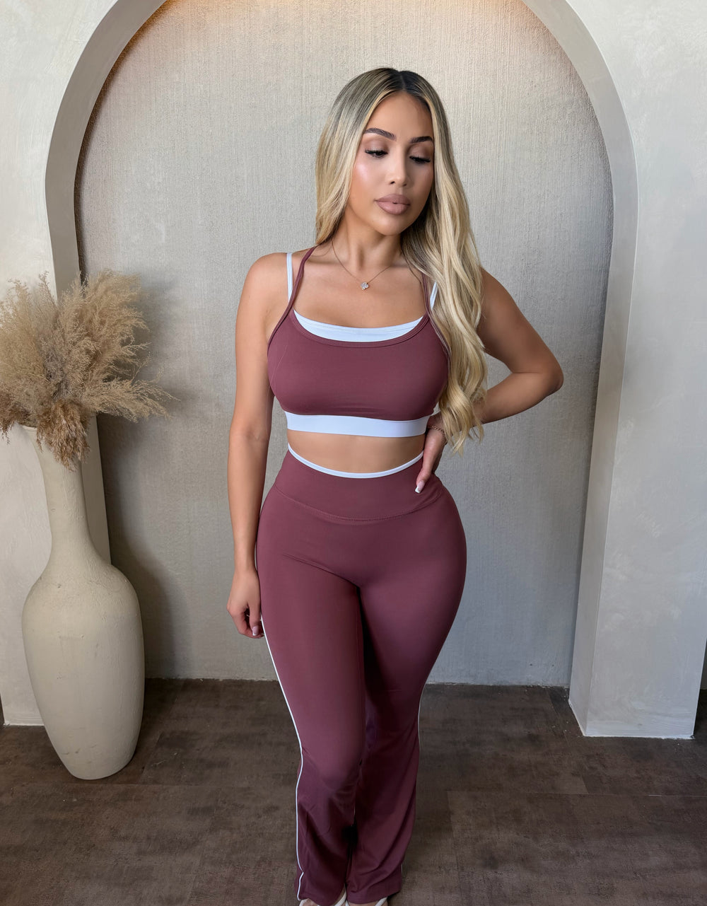 Desi Contrast Flare Pants (Rosewood)