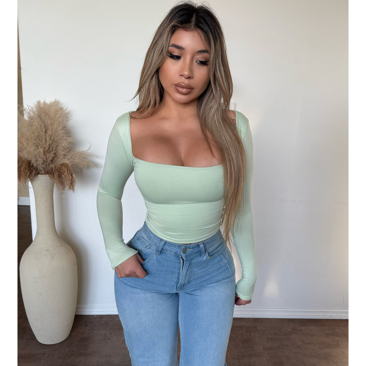 Reina Long Sleeve Scoop Neck Top (Sage)