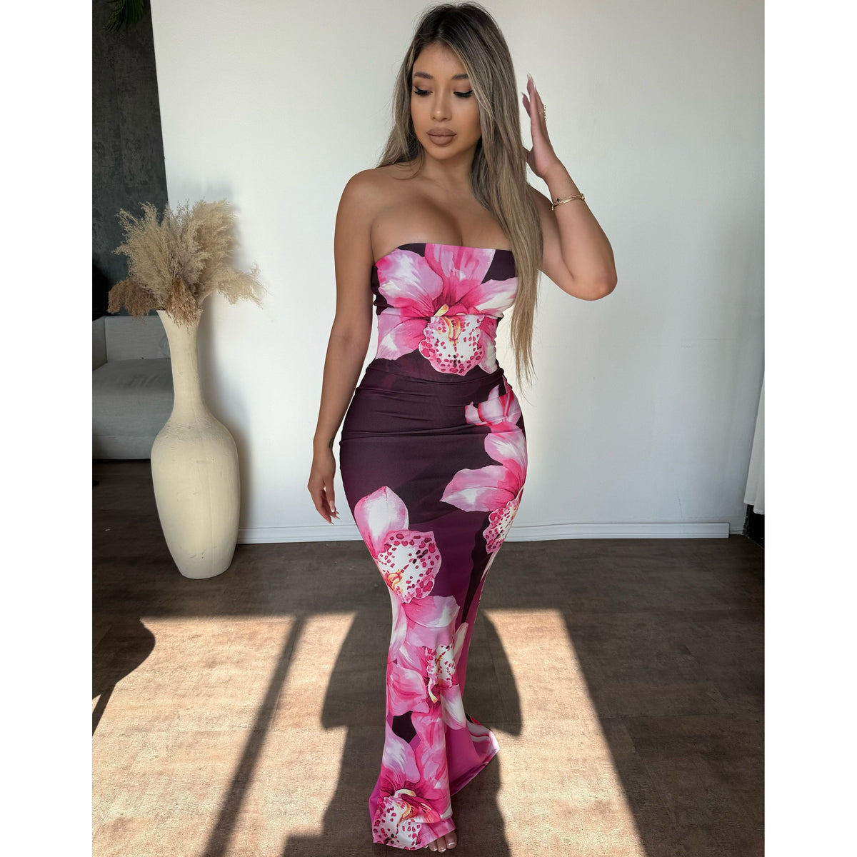 Daniella Dress W Pink Flowers (Burgundy)