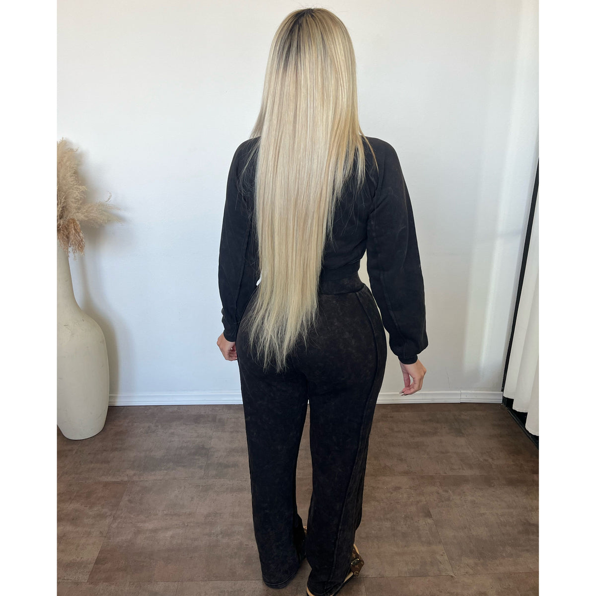 Casandra Washed Sweatshirt & Pants Set (Black)