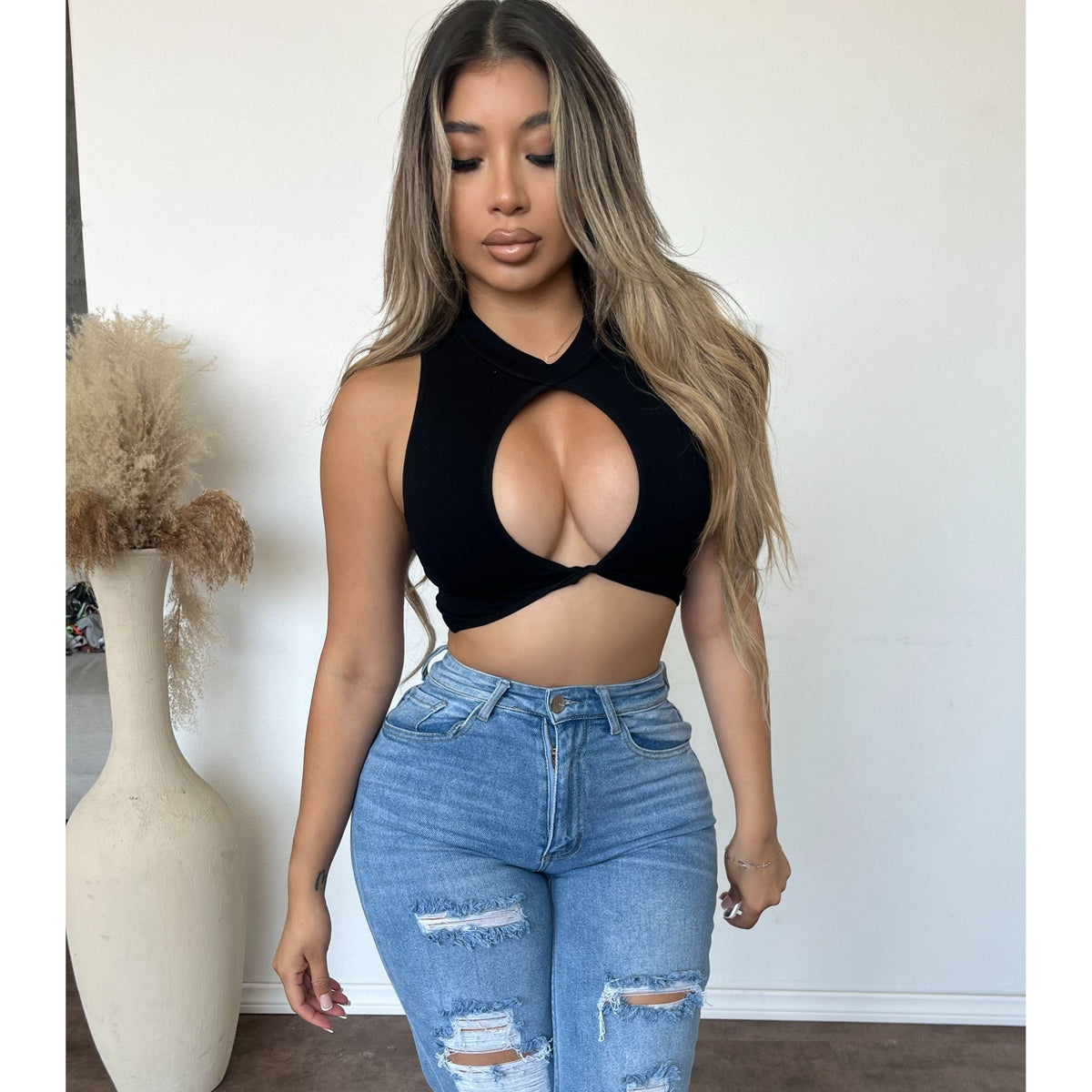 Amber Front Opening Seamless Top (Black)