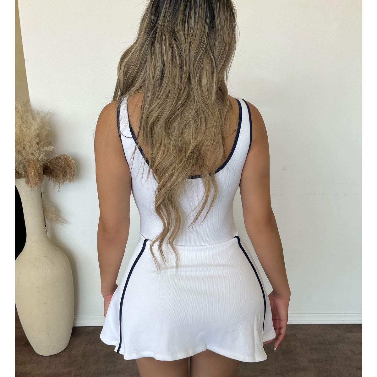 Nancy Binding Seamless Dress (White/Navy)