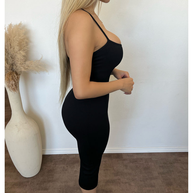 Celeste Seamless Midi Dress (Black)