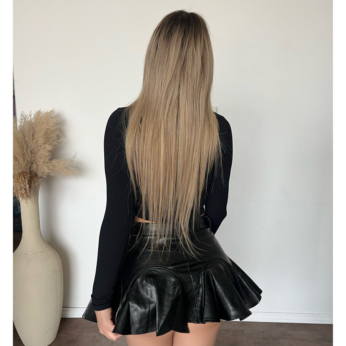 Jasmine Ruffled Mini Skirt (Black)