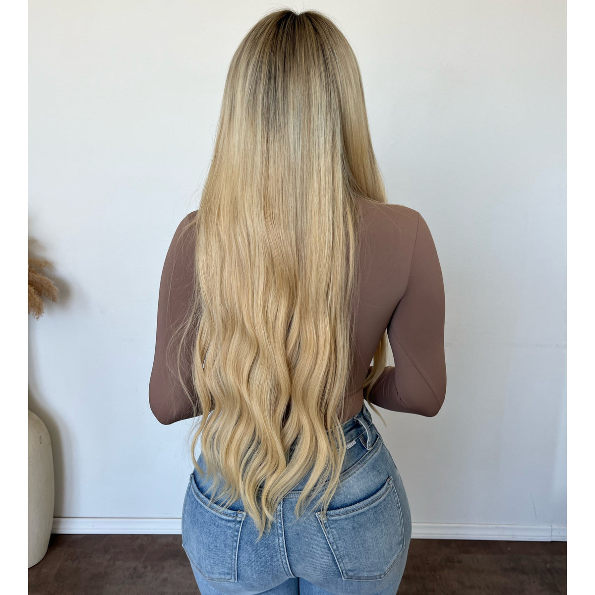 Gigi V Neck Long Sleeve Bodysuit (Mocha)