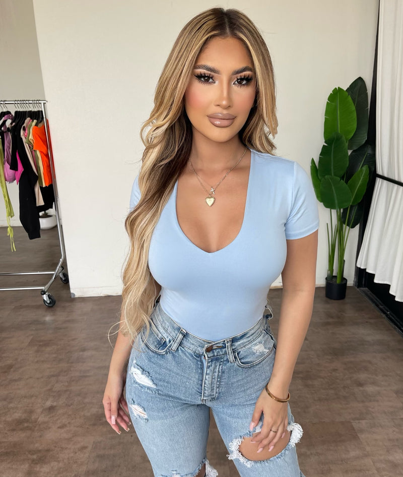 Marlyn V-Neck Top(Baby Blue)